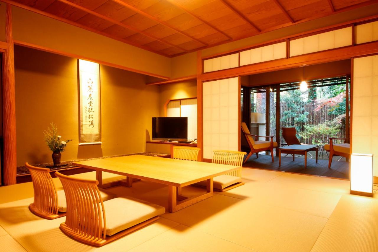 Yoshidaya Sannoukaku Hotel Kaga  Buitenkant foto